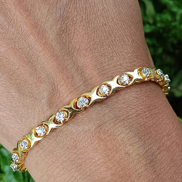 14 Carat Yellow Gold Over Vintage "XO" 6 Ct Round Diamond Women's Tennis Bracelet