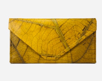 Envelope Clutch | Leaf Leather Trifold Wallet | Ladies Vegan Wallet| Eco-friendly | Sustainable | Plant Based Leather | Cruelty Free