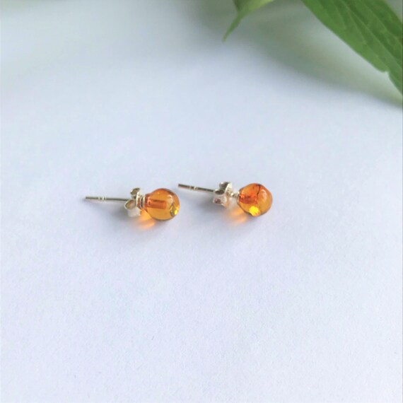 Amber Jewelry Silver Studs Amber Stud Earrings Summer Earrings Green Amber Earrings in Shape of Roses Amber Roses Studs