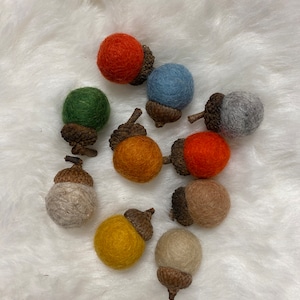 Felt acorns, Felt Ball acorns, Fall Decorations, Tiered Tray Decorations, Set of 10 Acorns, Farmhouse Style Acorns