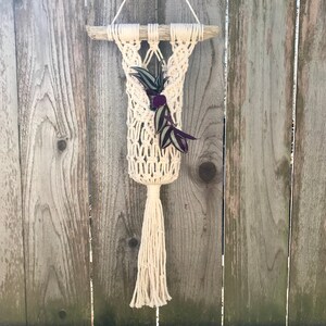 DIY MACRAME POCKET Wall Hanging Photo Tutorial Pattern, Mail Center, Book and Letter Holder, Envelope, Learn to Macrame, Macrame Beginners image 10