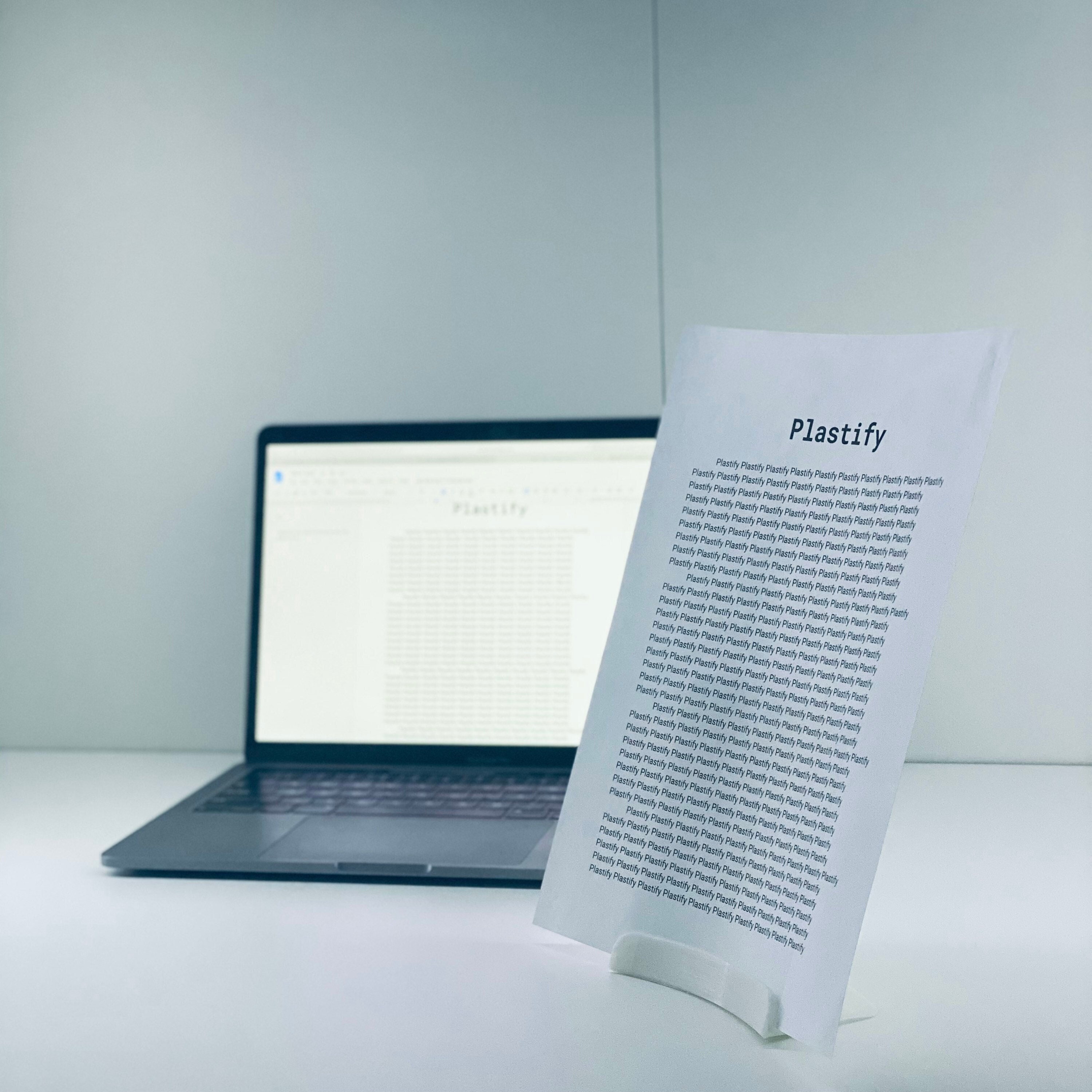 Page-Up Crystal - Support De Lecture Pour Documents - Rouge Translucide - Tient Jusqu'à 15 Pages