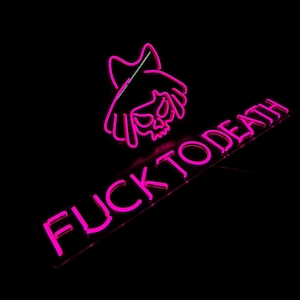 Mox Lizzie LED Neon Sign