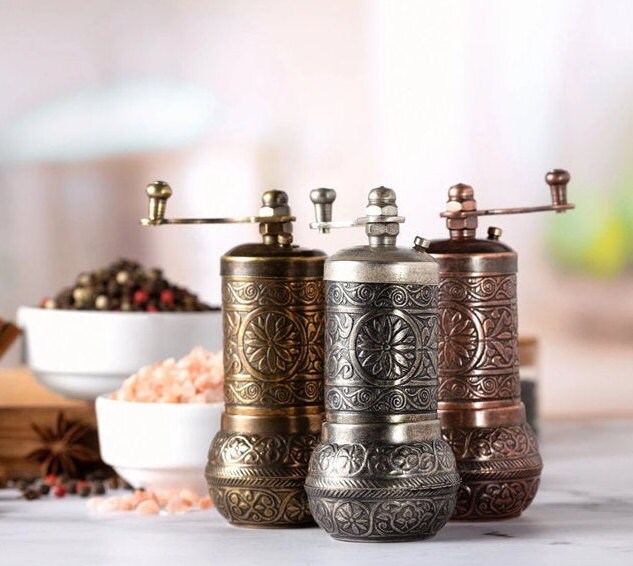 Black Pepper and Spice Grinder Manual Pepper Mill with Handle Etsy