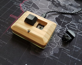 FTmini_RGB ver1. keyboard keypad 3key for osu! RGB (eco) You will change the switches without soldering, on the principle of plug and play.