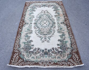 Turkish Oushak Area Rug 4x6.8 ft (122x207 cm), Vintage Beige Abstract Wool Rug