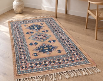 Alfombra de lana nómada Medallion Izmir, 1,13 x 1,70 m, color beige, estilo vintage turco, ideal como elemento decorativo para la entrada.