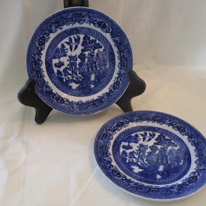 Vintage Blue Willow Plates - Staffordshire - Made in England - Set of 2