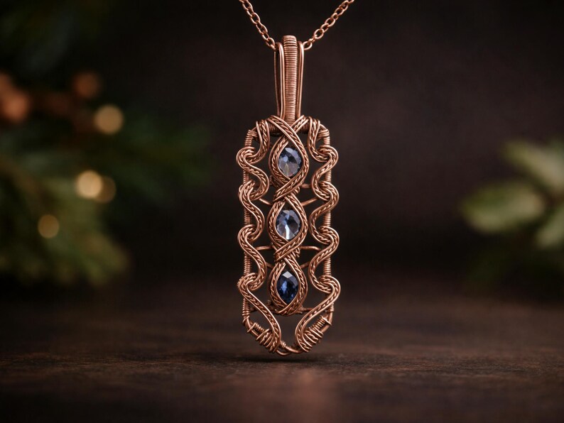 WireArtTutorials Harmonious pendant wire wrap tutorial, weaving pattern, DIY jewelry making, crystal setting,art deco, wire art tutorials image 2