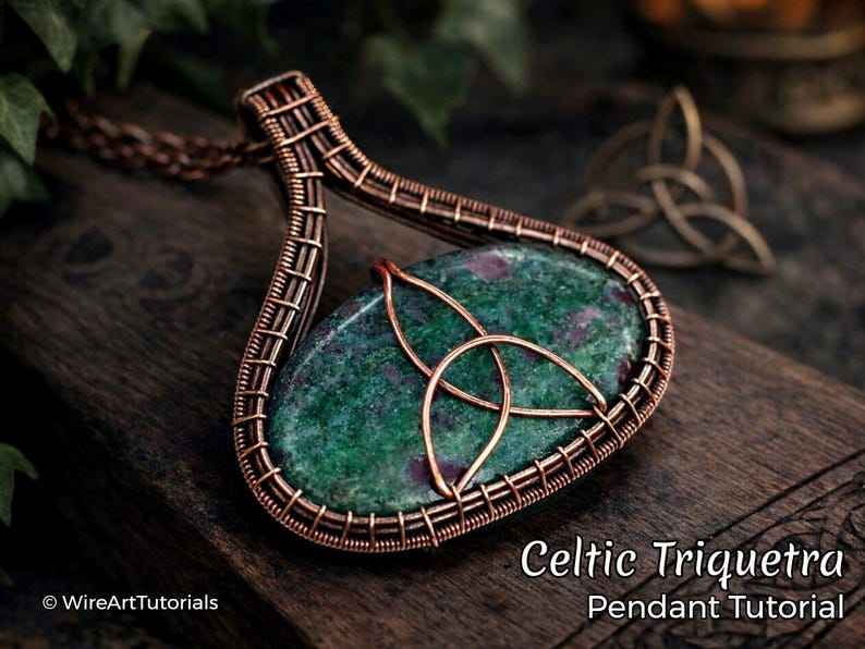 WireArtTutorials Celtic Triquetra cabochon pendant tutorial, wire wrap pattern, DIY jewellery making, weaving, wrapping, wire art tutorials image 1