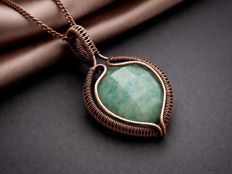WireArtTutorials Calypso pendant, wire wrap tutorial, cabochon setting pattern, DIY jewelry making, weaving, braiding, step by step art image 2