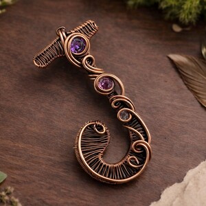 WireArtTutorials Tutoriel d'enroulement de pendentif lettre J, modèle de tissage, bijoux à faire soi-même, fabrication de bijoux en cristal, tissage, tutoriels d'art sur fil image 2