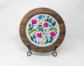 Decorative Metal Easel Stand - for displaying your frame or embroidery hoop on a flat surface