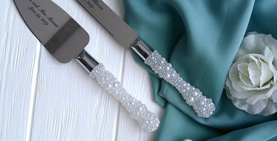 Pearl Cake Cutter Set for Wedding Engraved Cake Servers
