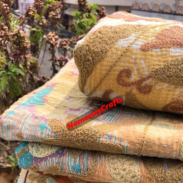 Wholesale Vintage Kantha Suzani BedSpread Tapestry Colourful Suzani Wall Hanging Cotton Hand embroidered Ethnic bedcover Suzani Kantha Quilt