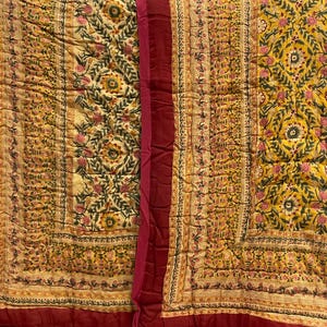 Hand Block Printed Cotton Quilt: Floral Indian Bedspread