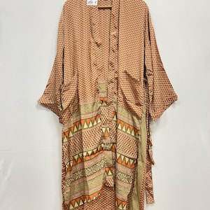 Brautjungfer Roben, Kimono Robe, Seidenrobe, Personalisierte Roben, Brautroben, Leichte Seide Sari Kimono Robe Vintage Seide Kimono