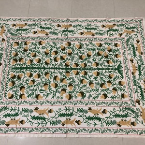 Handgeborduurde Suzani-sprei Suzani-dekbedovertrek Twin Size Unieke stijl Oezbeekse muurhangende tafelkleed Katoenen Suzani-deken.
