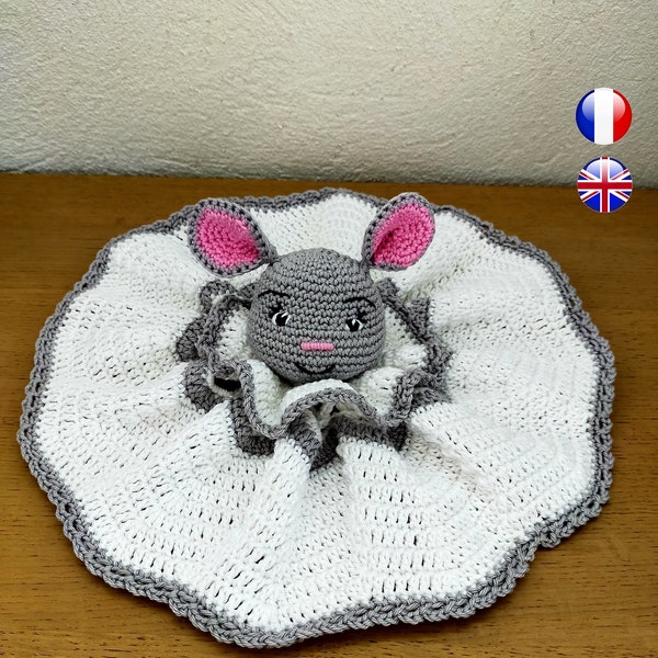 patron crochet doudou souris - mouse crochet blanket pattern - mouse crochet pattern -