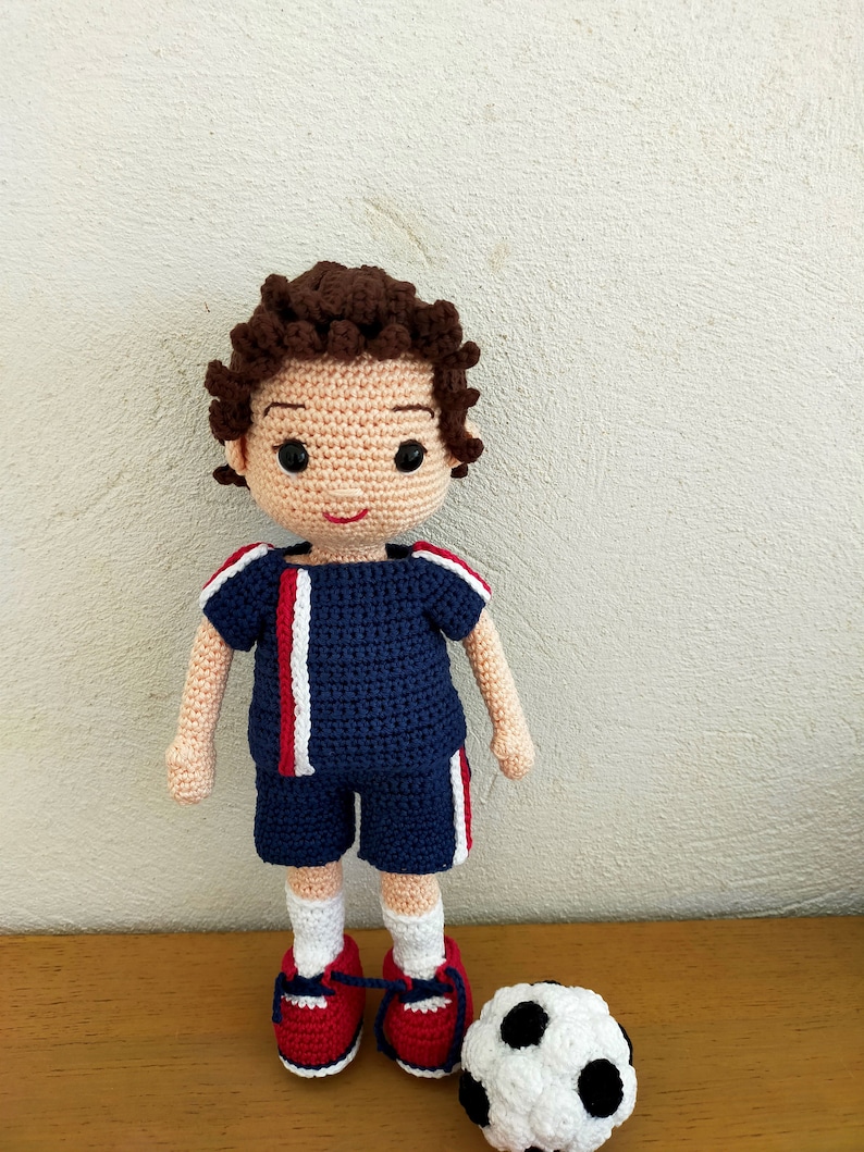 Patron footballeur amigurumi footballeur crochet benjamin footballeur au crochet patron Benjamin au crochet crochet soccer pattern image 7