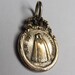 Médaille religieuse ancienne époque art déco en or à à Vaas | Clasf loisirs