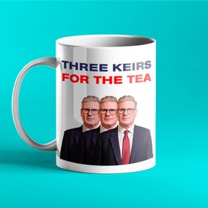 Tre Keirs för teet.......Mugg – Politiskt bryggt - Keir Starmer tekopp