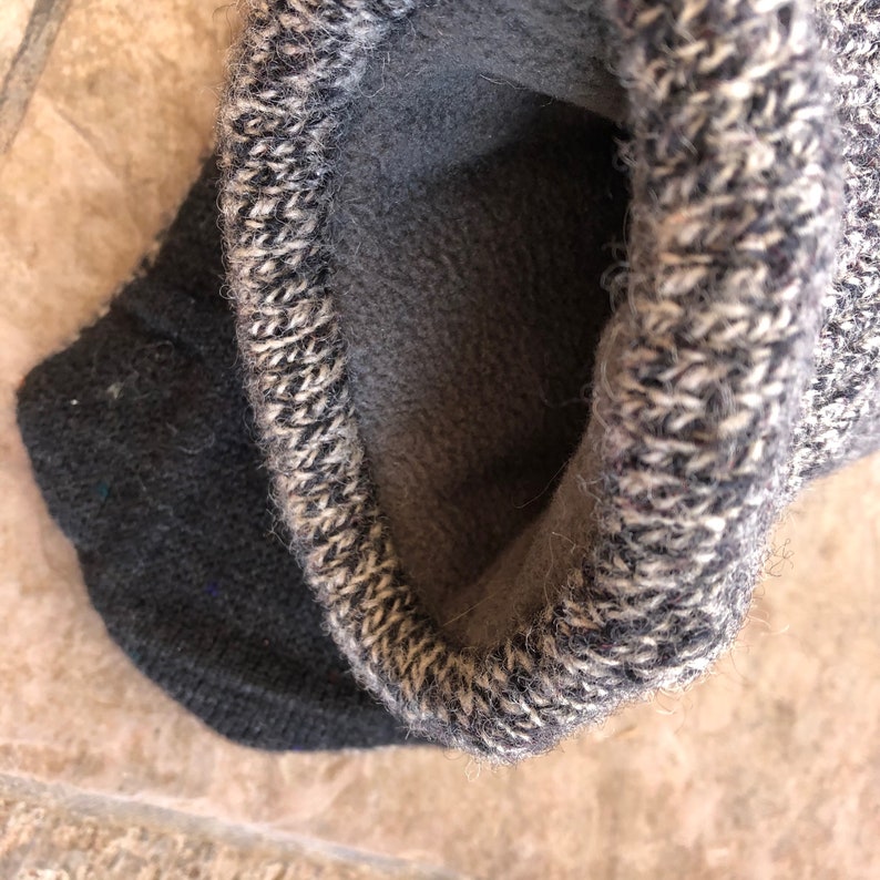 from Recycled Sweaters Wool Upcycled Sweaters Black 3-D Knit w Mottled Gray Palm- Gloves Men/'s Sweater Mittens Great Hand Warmers
