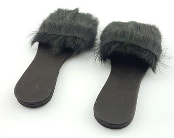 Handmade Moroccan Leather Sandals: Black Fur Mules