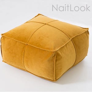 VELVET POUF