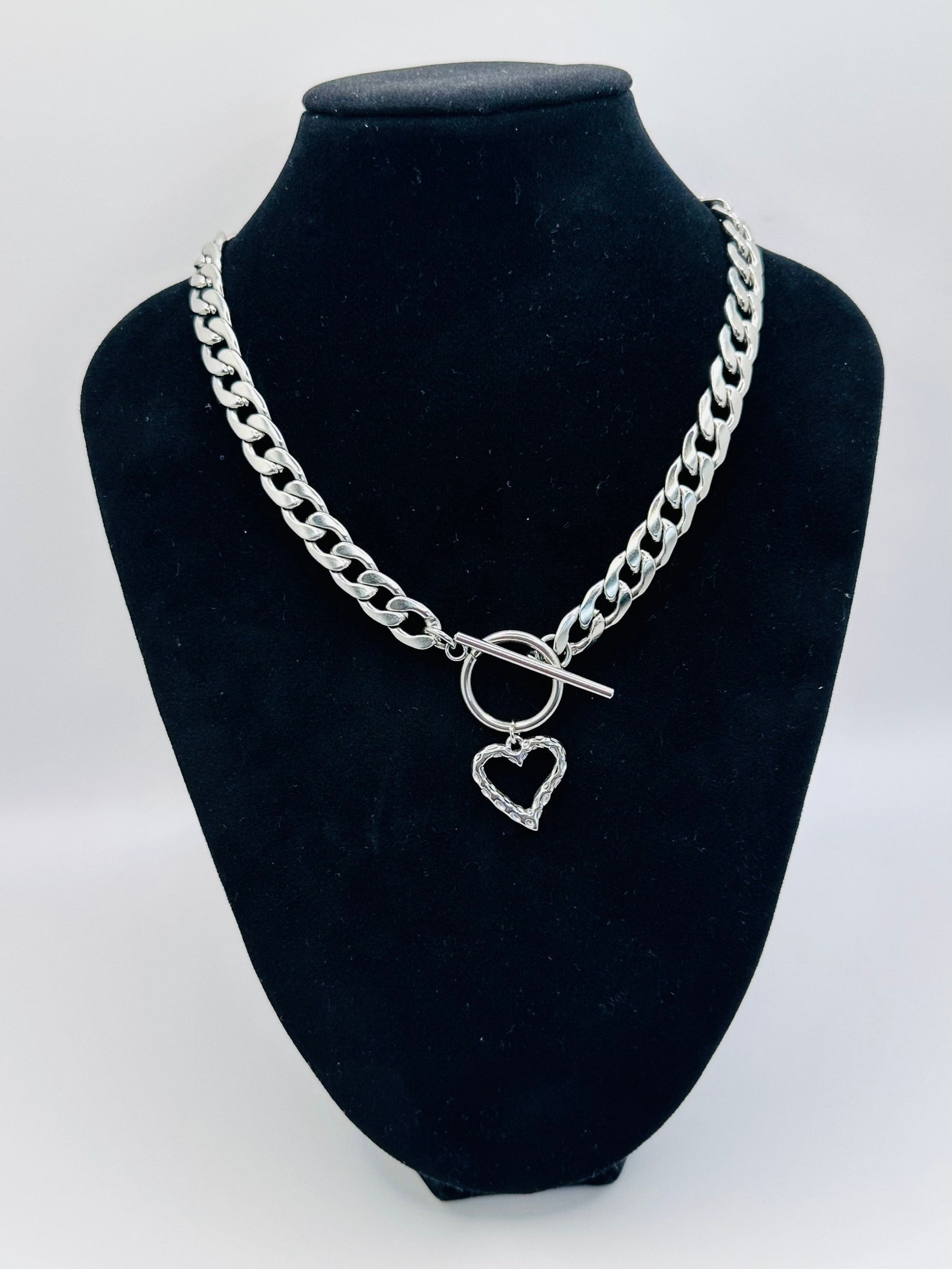 Big Curb Chain Toggle Heart Necklace Hammered Heart Pendant - Etsy