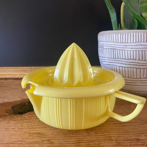 Vintage, 1960s, Yellow, Wintrob & Sons, Citrus Juicer, Pastel, Vintage Kitchen, Kitsch Kitchen