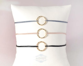Infinity Love Circle, delicate friendship bracelet, infinity symbol, jewelry love friendship, infinite ring, bridesmaids, Fr055