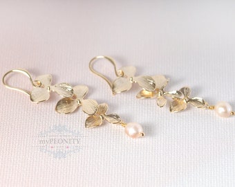 Blüten Kaskade Ohrringe mit Perle