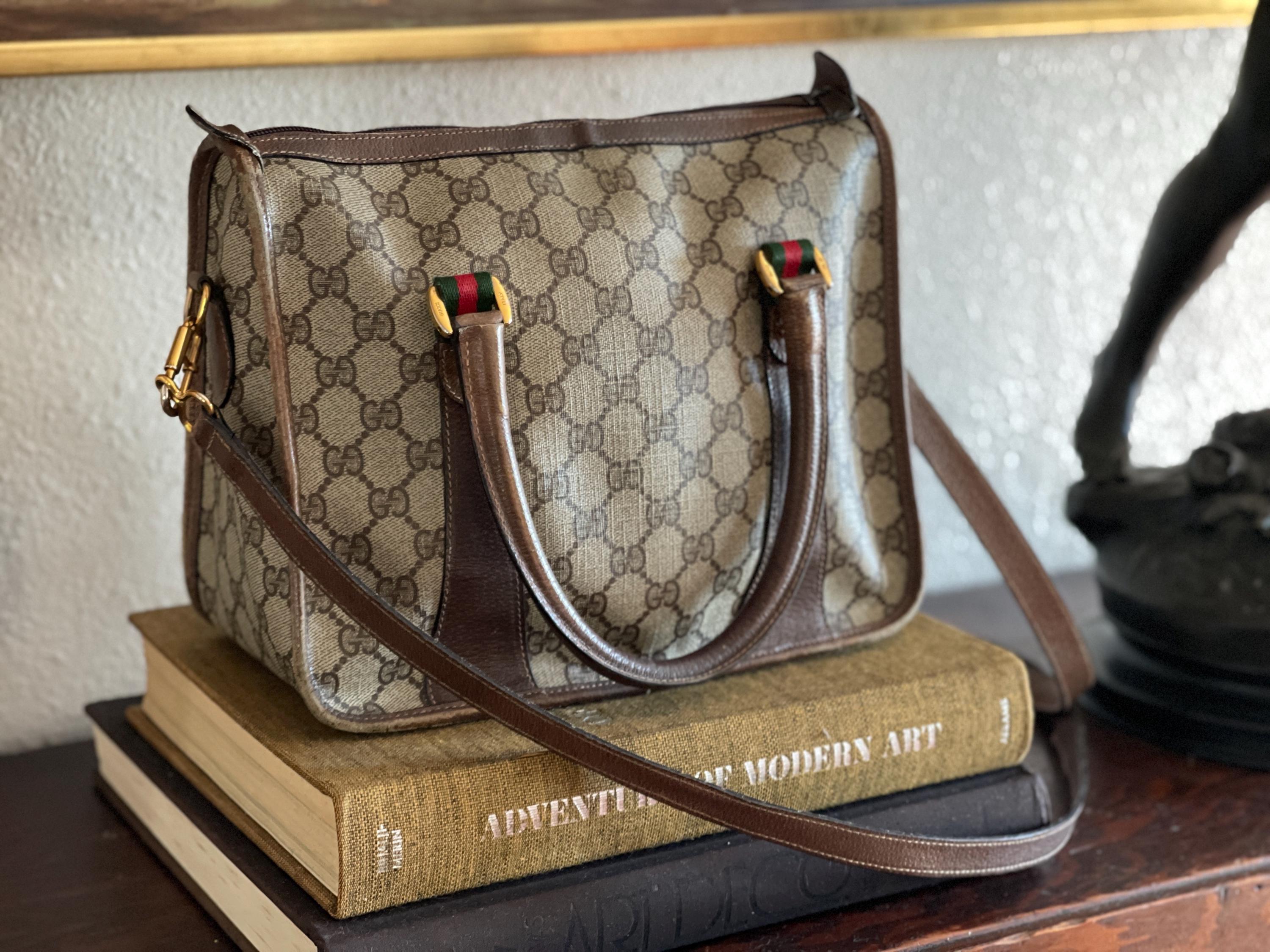 VINTAGE GUCCI BUCKET HANDBAG 41-02-034 MONOGRAM CANVAS
