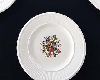 Vintage Wedgwood Edme Conway Plates, Set of 5, Floral Creamware