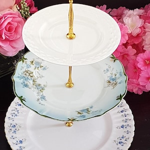 Elegant Blue & White 3-Tier Cake Stand: Versatile Serving Tray for Parties, Afternoon High Tea