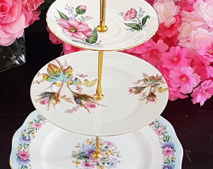 Elegant Floral 3-Tier Cake Stand: Versatile Serving Tray for Weddings, Parties & Afternoon Tea