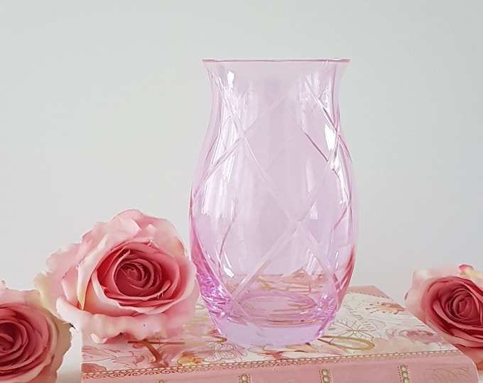 Pink Glass Vase with Cut Glass Linear Pattern