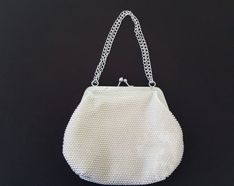 Vintage Beaded Bag, Off-White Beige, Kiss Lock Closure, Hand Made in Hong Kong, 1960s