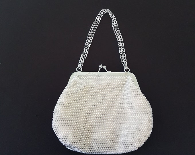 Vintage Beaded Bag, Off-White Beige, Kiss Lock Closure, Hand Made in Hong Kong, 1960s