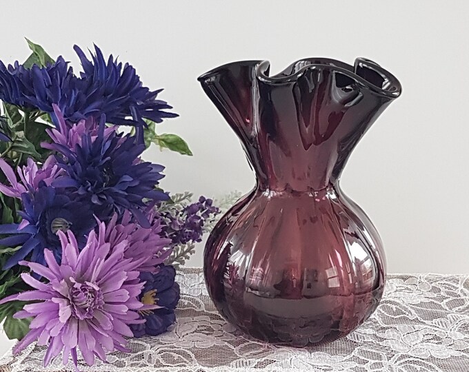 Blown Glass Purple Amethyst Glass Flower Vase with Ruffled Edge