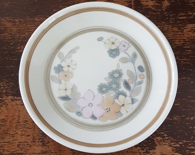 Royal Albert, Cottage Flowers, Country Garden Stoneware, 6.5 inch Side Plates, Sets of 4, England, 1970s