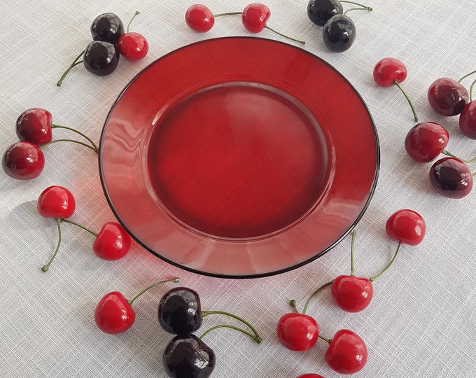 Anchor Hocking R1700 ROYAL RUBY Red Glass Salad Plates, 8 Inch, Sets of 4