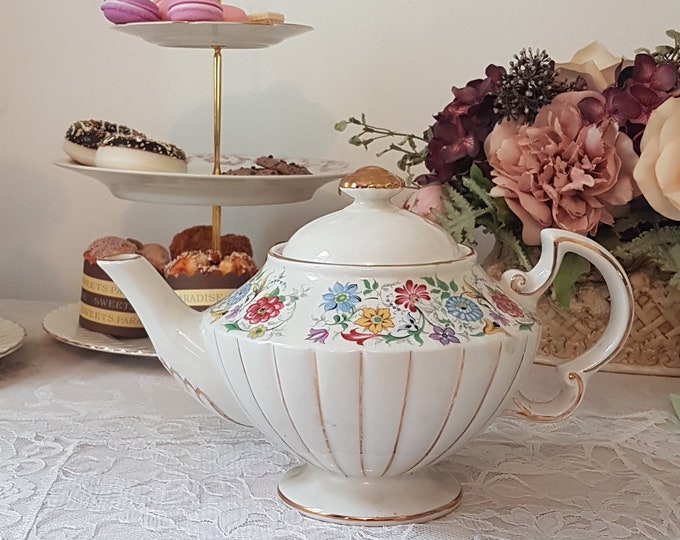 Ellegreave MALBORO Tea Pot, 5 Cup Vintage Teapot, Made in England, Mid Century Afternoon Tea Party, 1950s