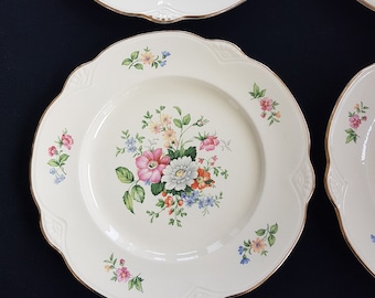 Vintage Homer Laughlin Springtime Virginia Rose Scalloped Luncheon Dinner Plates Set of 4