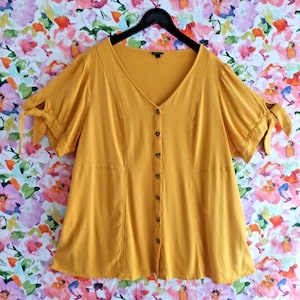 Blusa bohemia talla 3X color amarillo mostaza - Camisa abotonada de rayón con corte ajustado y vuelo