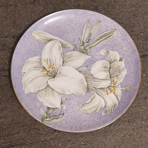 Quebec Madonna Lily Sunrise Bone China Collector Plate Provincial Territorial Floral Emblems Canada Souvenir