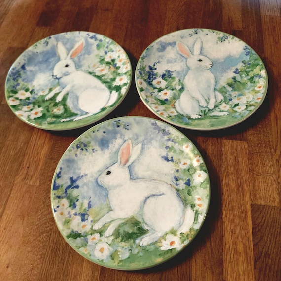Easter Bunny Plates 9-inch Luncheon Plate Set of 3 Susan Winget Certified Interational
