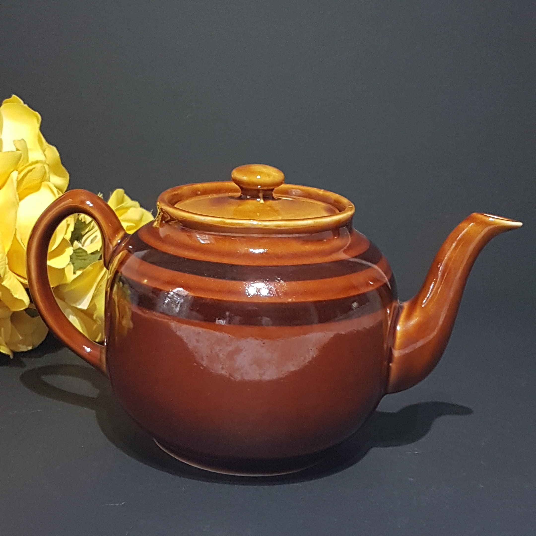 Vintage Sadler Brown Betty Teapot, Large Full Size, 7 Cup, Brown with