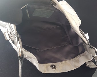 Vintage COACH Penelope Optic Silver Grey Shoulder Bag, COACH Vintage COACH Penelope Optic Silver Grey Shoulder Bag, COACH